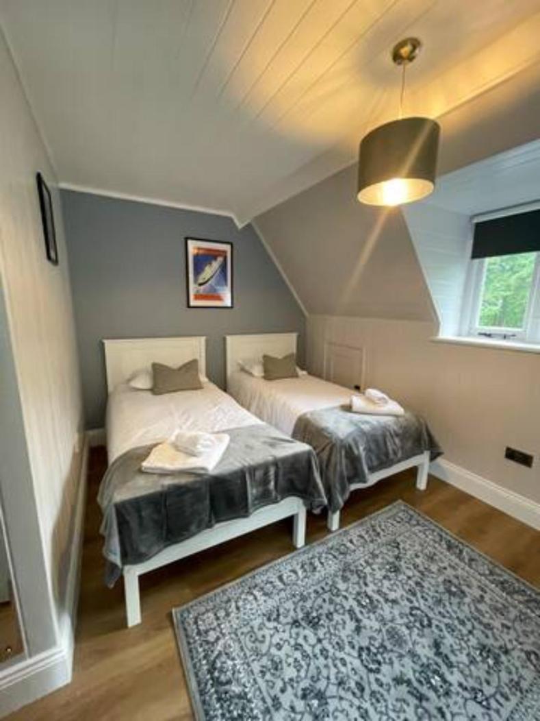 Accommodation At Salomons Estate Ройал-Танбридж-Уэльс Экстерьер фото